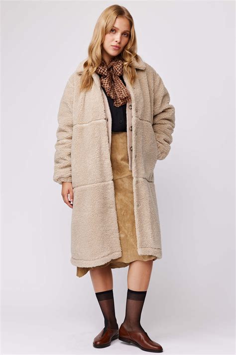Makia Clothing – Est. 2001 Helsinki