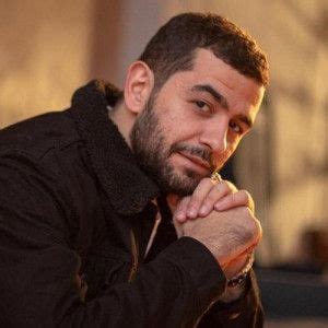 JANAGA lyrics with translations