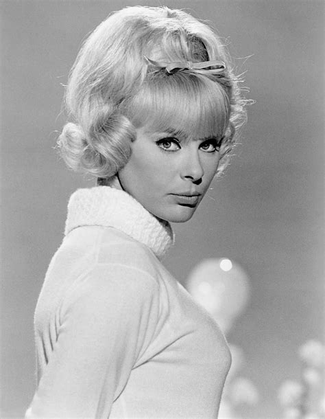 Dazzling Divas: Elke Sommer