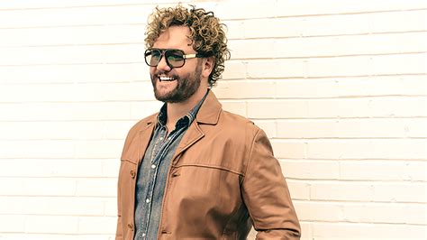 david phelps bringing christmas   paramount arts center  tribune