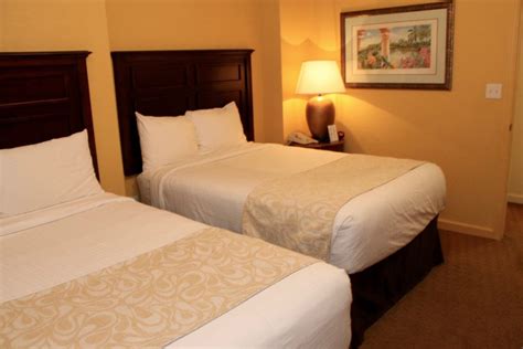 5 Great Reasons For Staying At The Lake Buena Vista Resort Village and ...
