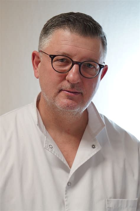 Dr.Dmitry Ponomarev.Plastic surgery and Aesthetic medicine | Tallinn