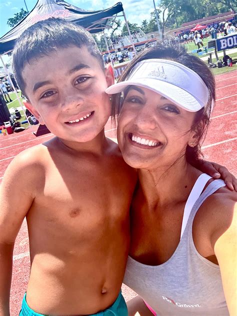 Making memories with a little Mommy... - Kelly Lauren Bello | Facebook