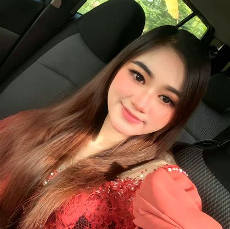 naila jaya abadi