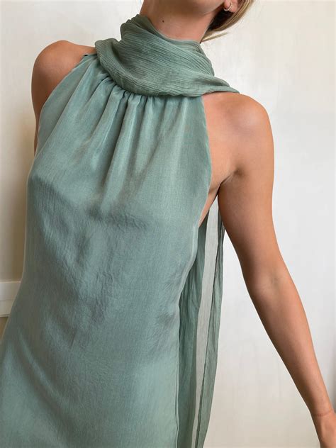 VESTIDO GALA (PRE ORDER) | Gala dresses, Fashion, Guest attire
