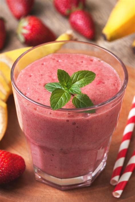 13 Best Almond Milk Smoothie Recipes - Insanely Good