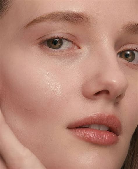 | Estée Lauder