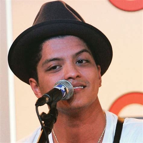 Bruno mars just the way you are official music video – Artofit