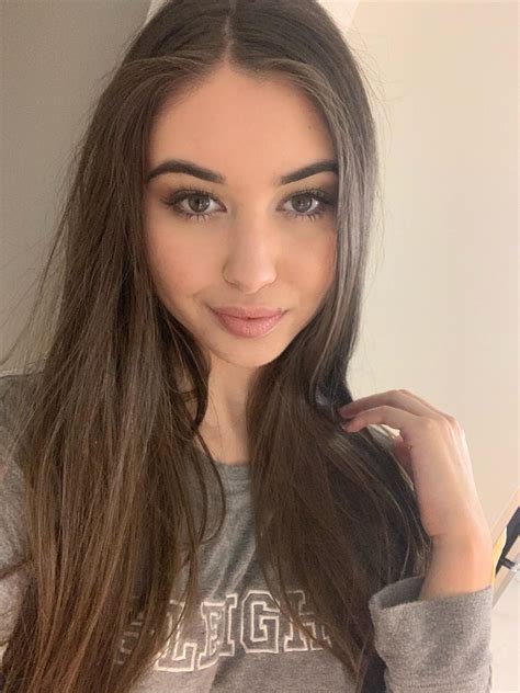 It’s a good day to have a good day :) : r/selfie