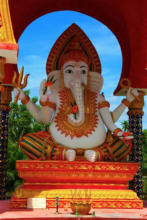 HD wallpaper: lord, lord ganesha, hindu, hinduism, god, religion ...