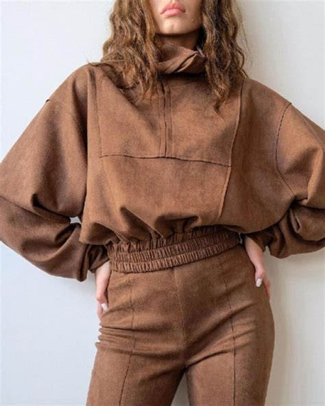 Pin by Еленна on Толстовки, худи, спортивное платье. | Winter fashion ...