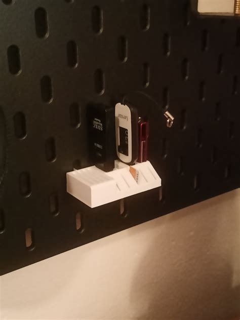USB & (Micro-)SD holder for Ikea Skadis / SKÅDIS by TobyMcQuack ...