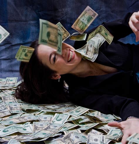 Pegine's Thoughts: Get Rich! Study The Science of Getting Rich