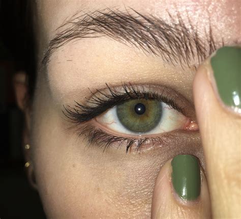 natural green eyes