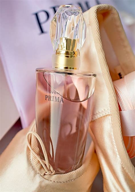 Avon – Парфюмерная вода Prima для женщин. Отзыв | Женщина, Флакон, Вода