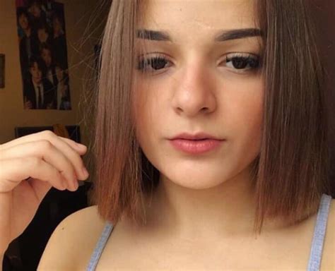 Karely Ruiz antes de las cirugías (14) – Barrio