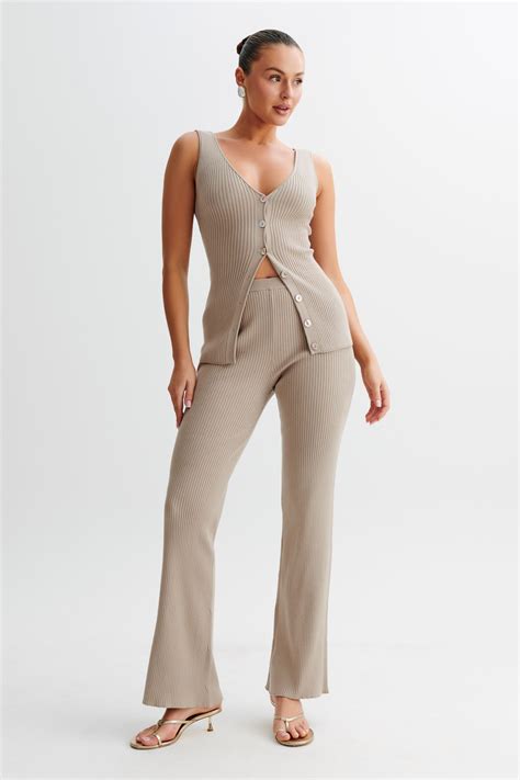 Women's Pants | Shop Linen, Leather & Flared Pants Online | MESHKI AU