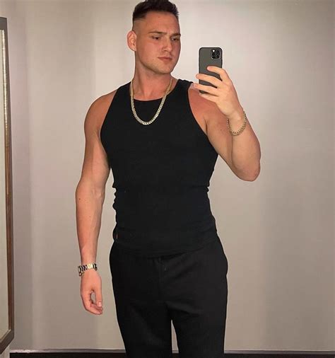 leo skepi tiktok star wiki biography age girlfriend family facts