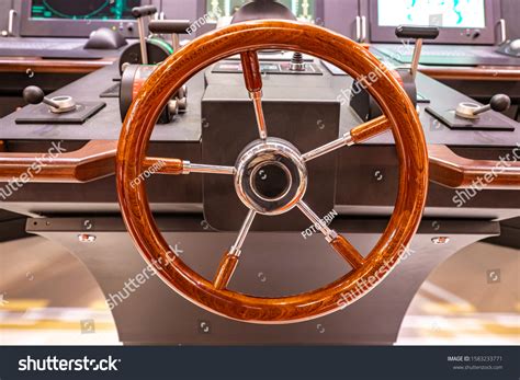 56 Speed Monitoring System Ship Images, Stock Photos & Vectors