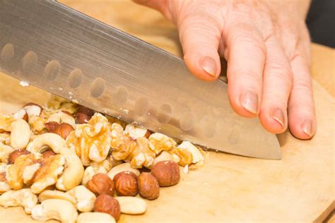 zerkleinern  stock adobe stock