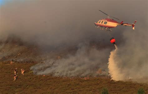 Saddleworth Moor fire: Blaze could burn in Greater Manchester 'for ...