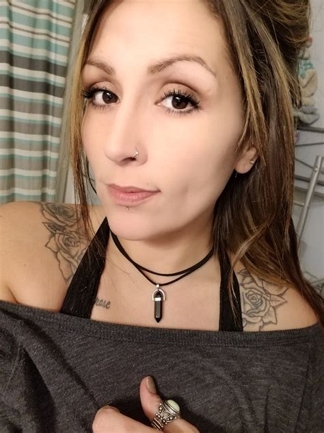 Melissa Leilani – Medium