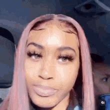 Baddie Pretty GIF - Baddie Pretty Kiss - Discover & Share GIFs