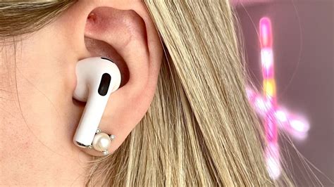 Apple AirPods 3 – подарите своим ушам оттенок роскоши