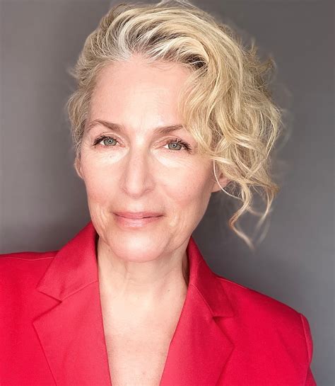 MOT Models - Janis Ahern