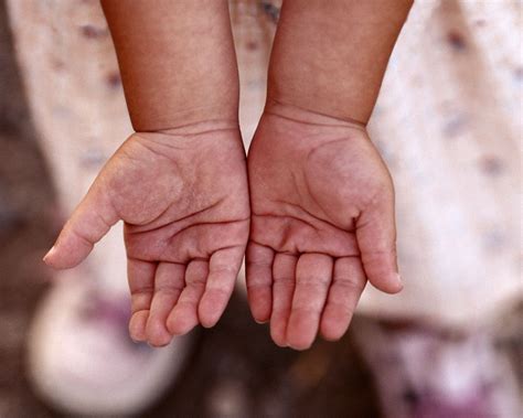Childrens hands | Детские руки, Пальчиковые игры, Руки