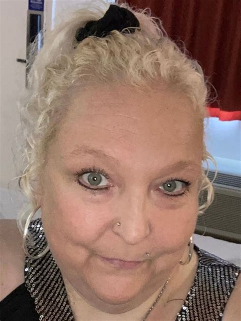 Obituary: Andrea Lynn Holmquist