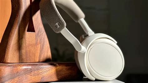 Обзор беспроводных наушников Sennheiser MOMENTUM 4
