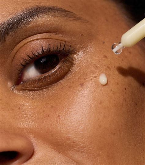 What is Skin Glycation? Effect of Sugar on Skin | NIVEA