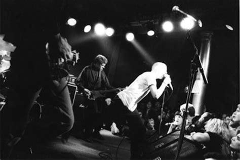 Embrace | Punknews.org