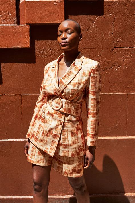 Folasade Adeoso Goes to Bed With Indica and an Easy Homemade Linen ...