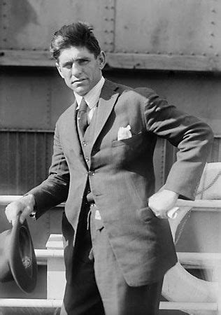 Luis Firpo | Argentine boxer | Britannica