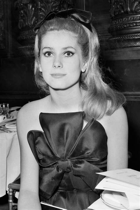 Catherine Deneuve: A Style Icon Through the Years | Icono de estilo