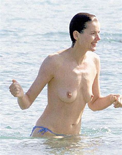 Naked Geena Davis. Added 07/19/2016 by cookiemaster