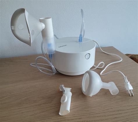Omron C28P kompresorski inhalator