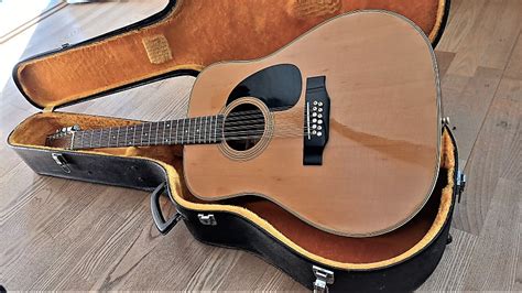 Morris B-702 | Reverb