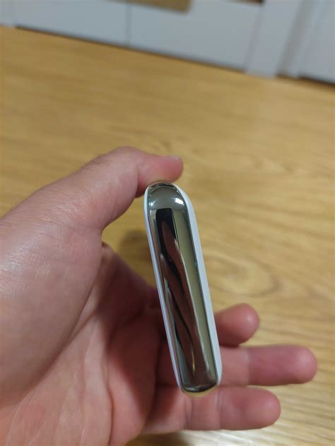 Външни батерии 10000 mAh (поддържа безжично зареждане) и 2000 mAh гр ...