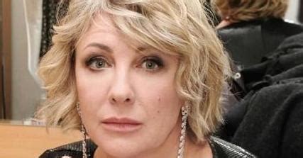 В Сети появилось архивное фото сына Яковлевой - Звезды - WomanHit.ru