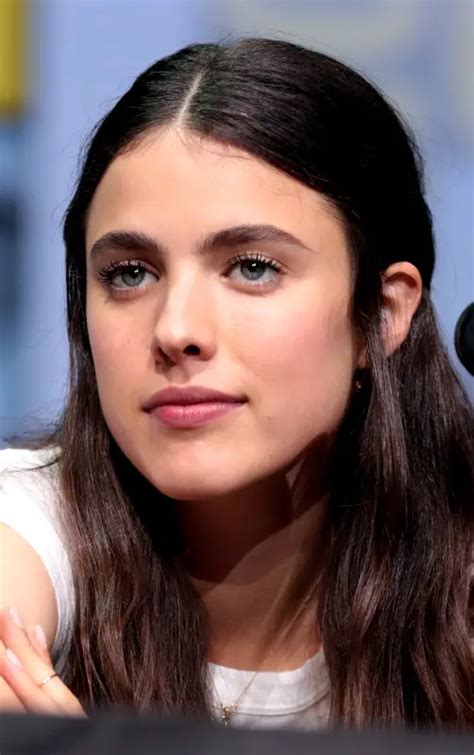 Margaret Qualley Net Worth - Celebrity Sizes