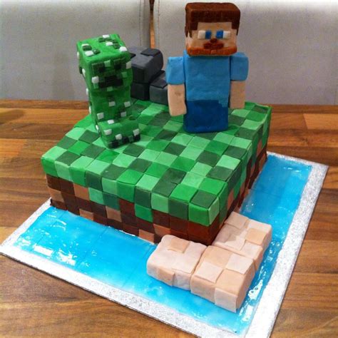 Minecraft Steve and Creeper cake - Minecraft party by Maggie Anna Cakes ...