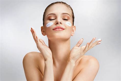 Cosmetic Dermatology Vs Medical Dermatology | Fillers Los Angeles