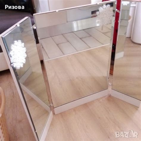 Продавам Руско тройно огледало за стена,сгъваемо. в Огледала в гр ...