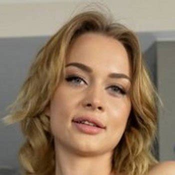 Loren Strawberry - биография, рост, вес, размер груди