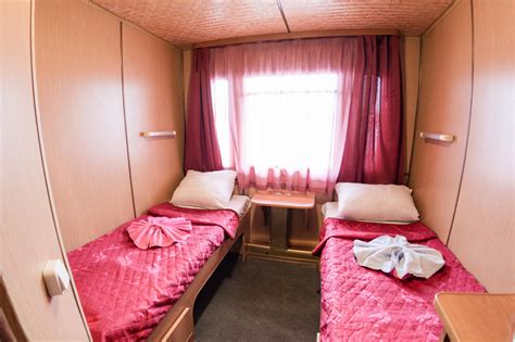 2-х местная стандартная каюта в кормовой части (средняя палуба ...
