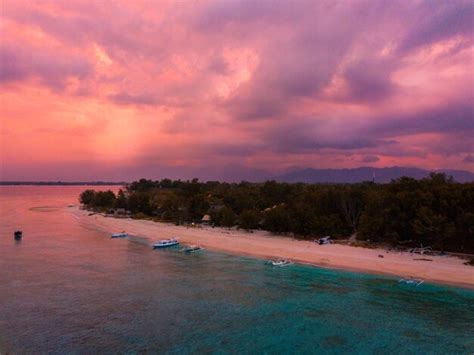 Premium Photo | Sunrise above an island in indonesia