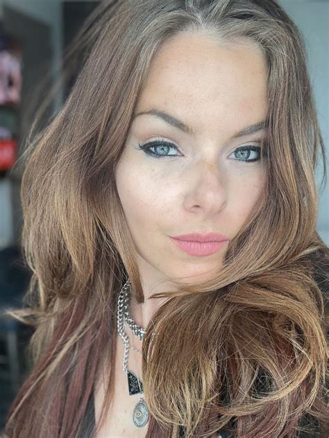 Kayla Reeves - It’s VMA day! LFG! 🦇🦇🦇🦇🦇🦇Extremely honored... | Facebook